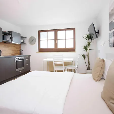 Apartmenthaus Rose プルツ