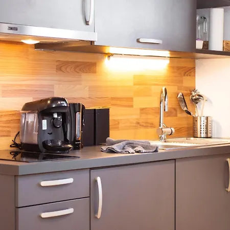 Apartmenthaus Rose アパート